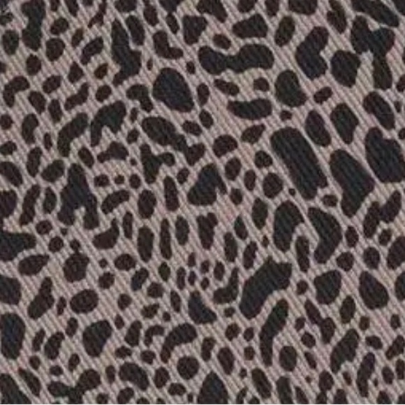 NEW SPANX - Jean-ish Leggings - Picture 10 of 13